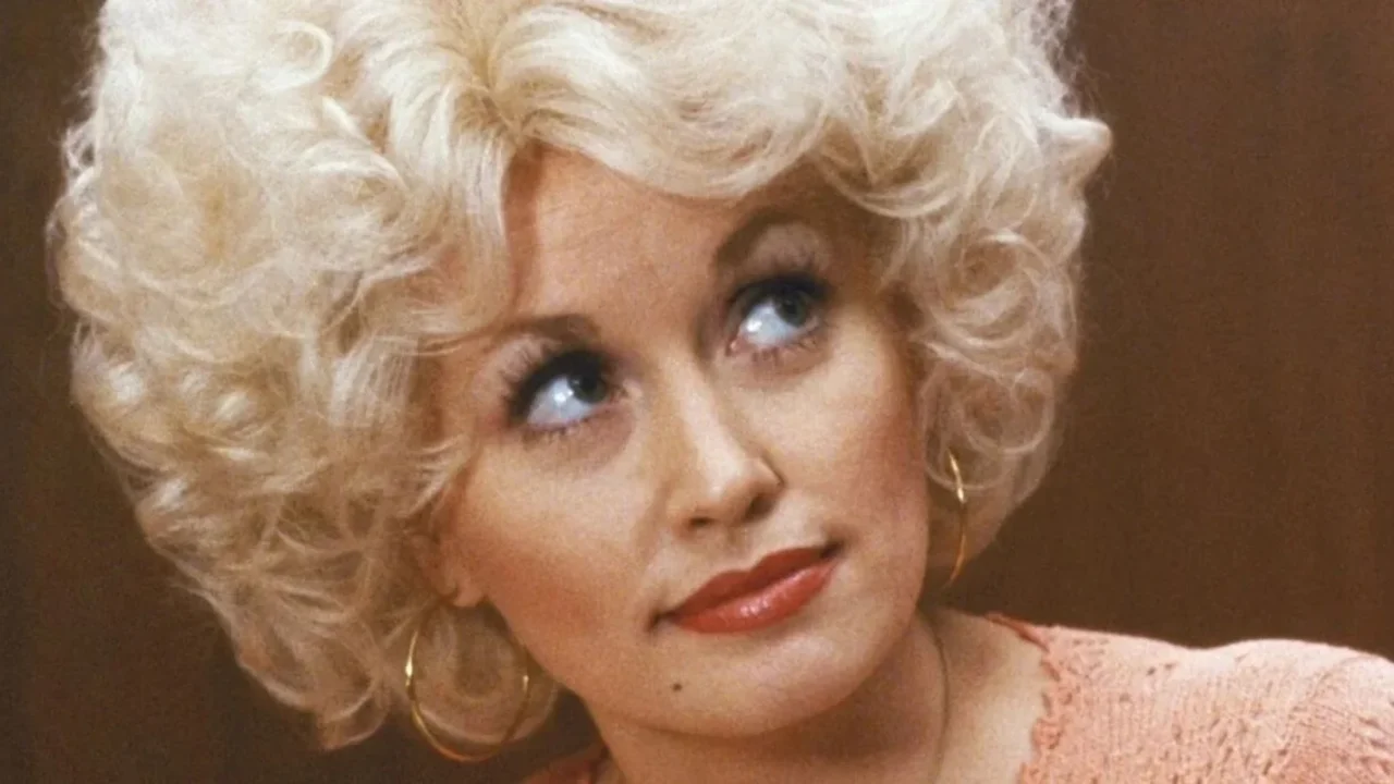 5 Best Dolly Parton Movies and Shows, Ranked