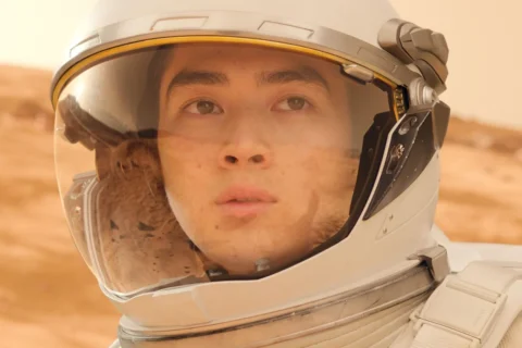 Apple TV's Stellar Sci-Fi Series Is So Good, It Got 6 Seasons and a Spin-Off