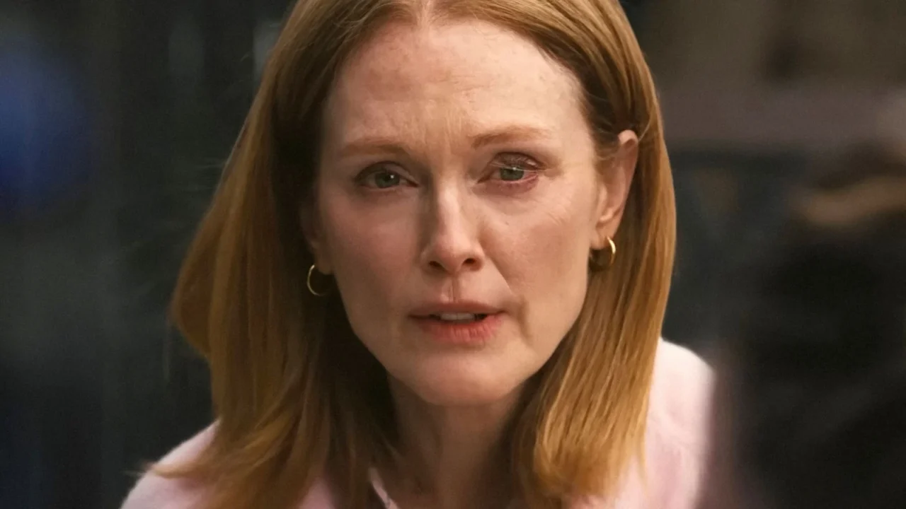 Just Give Julianne Moore the Oscar Now for 'The Debut' | TIFF Review