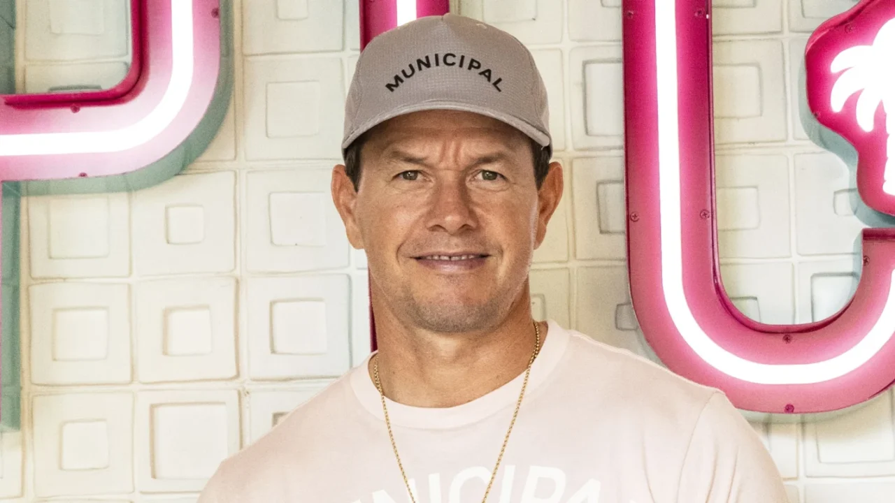 Mark Wahlberg’s ‘Sicario’ Meets ‘Lethal Weapon’ Crime Thriller Is Officially Leaving Netflix