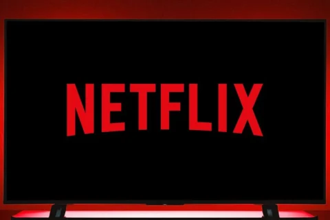 Netflix Is Officially Bringing Back This 21-Year-Old Crime Franchise