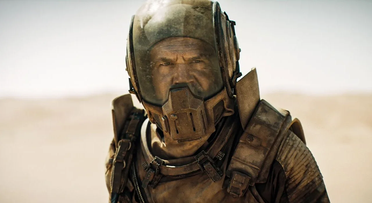 The Greatest Sci-Fi Trilogy of the 2020's Is Officially Switching Main Characters