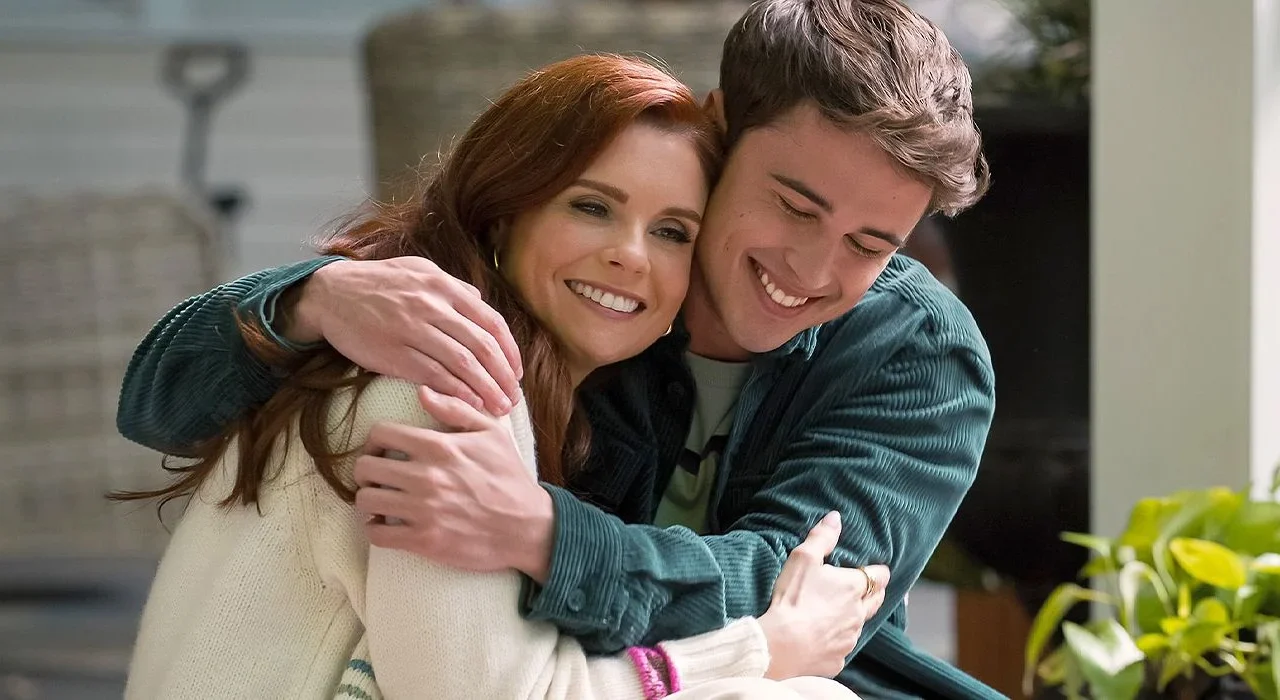 The Stars of Netflix's 'Gilmore Girls' Replacement Officially Break Silence Over Shock Cancellation
